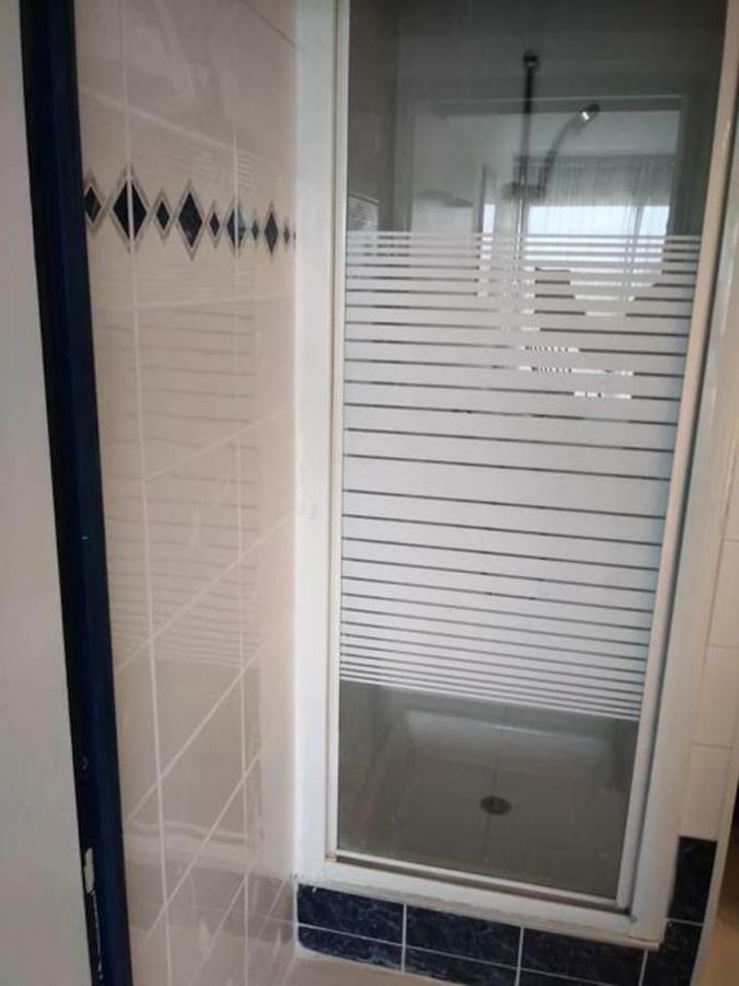 Studio Pour 2 Les Pieds Dans L'eau Et Parking Centre D'arcachon Apartment